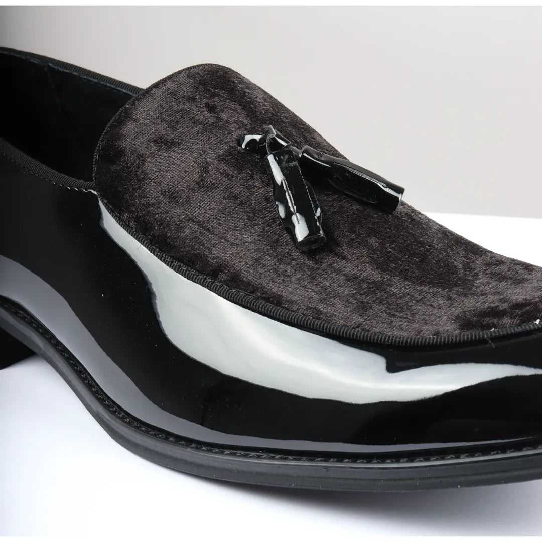 Men's Slip On Tassel Velvet Detailed Patent Black Loafers