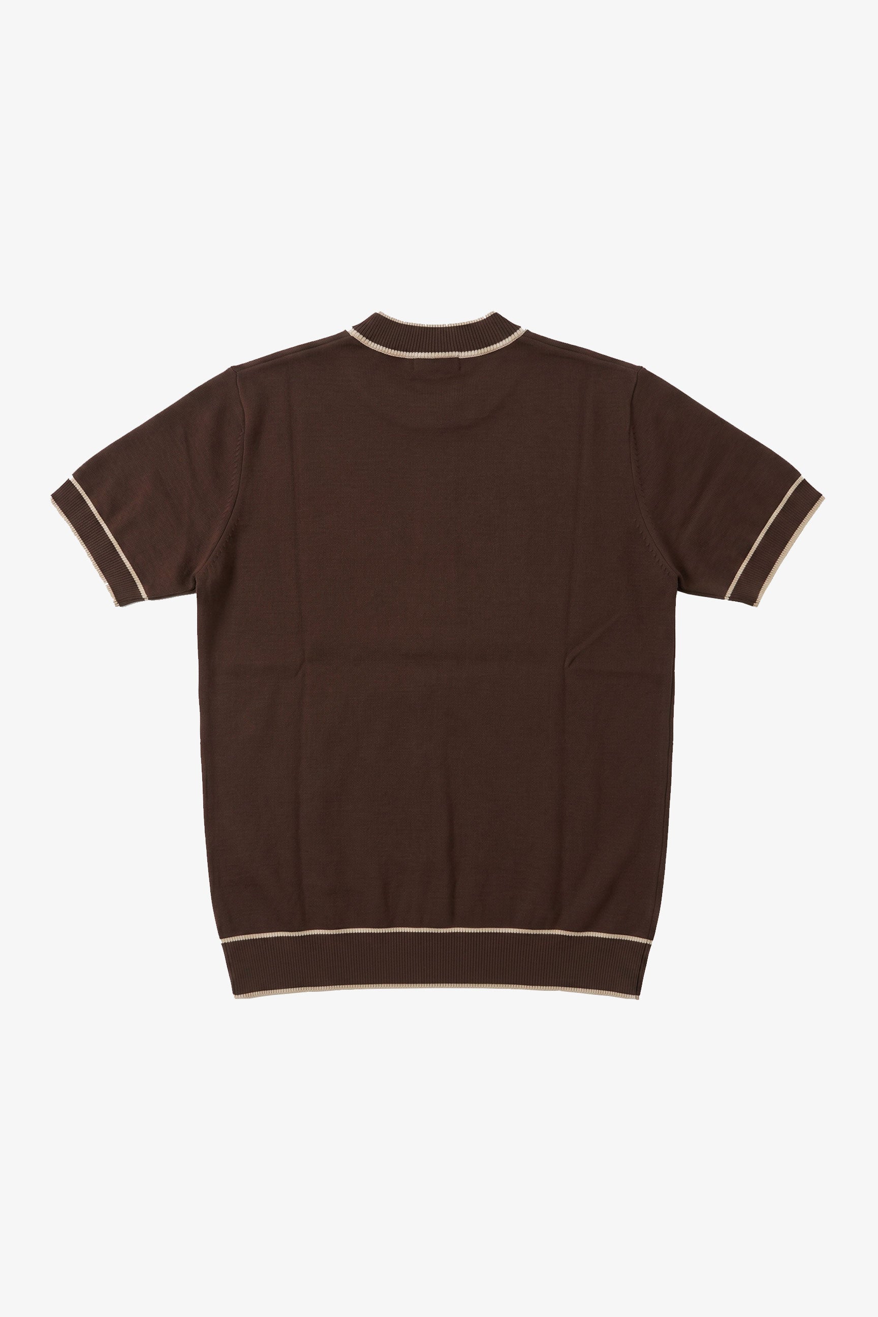Herre brun strikket T-shirt med normal pasform og rund hals, kontrastkant
