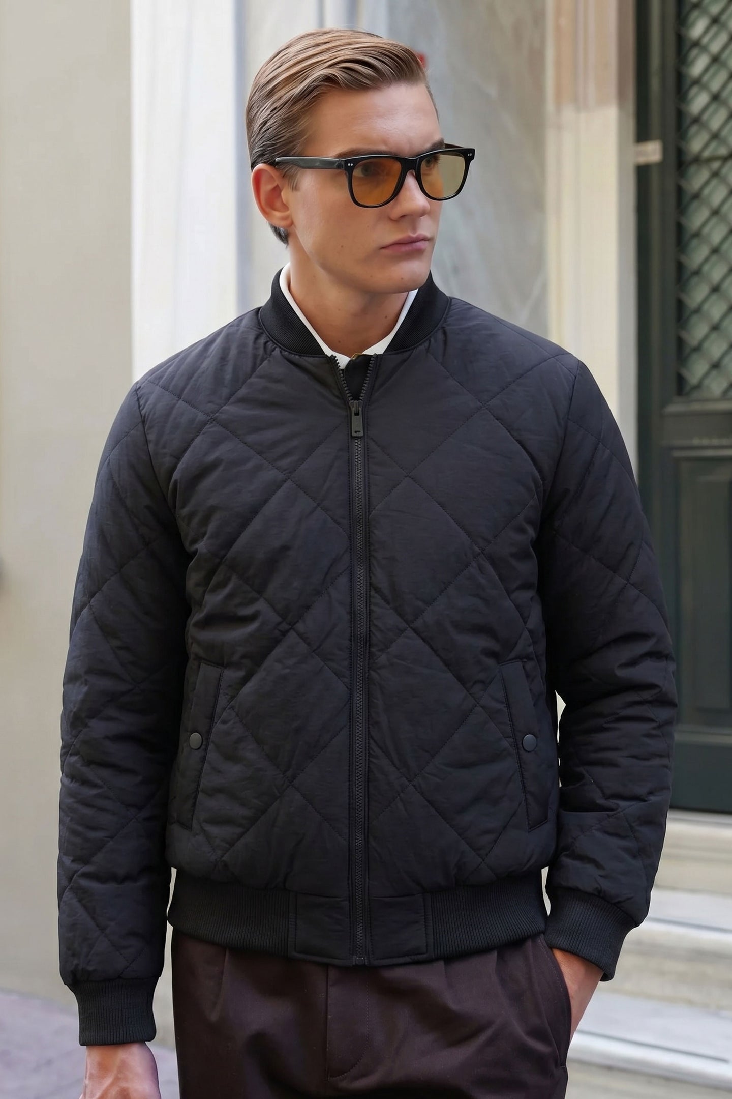Herre sort & beige vendbar bomber letvægts quiltet 2-i-1 jakke