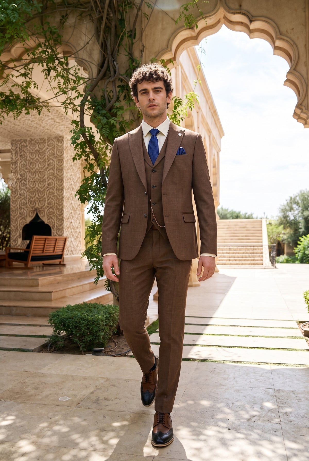 Look #328 styled with James Herre 3-delt Ensfarvet Brunt Habitat med Klassisk Pasform
