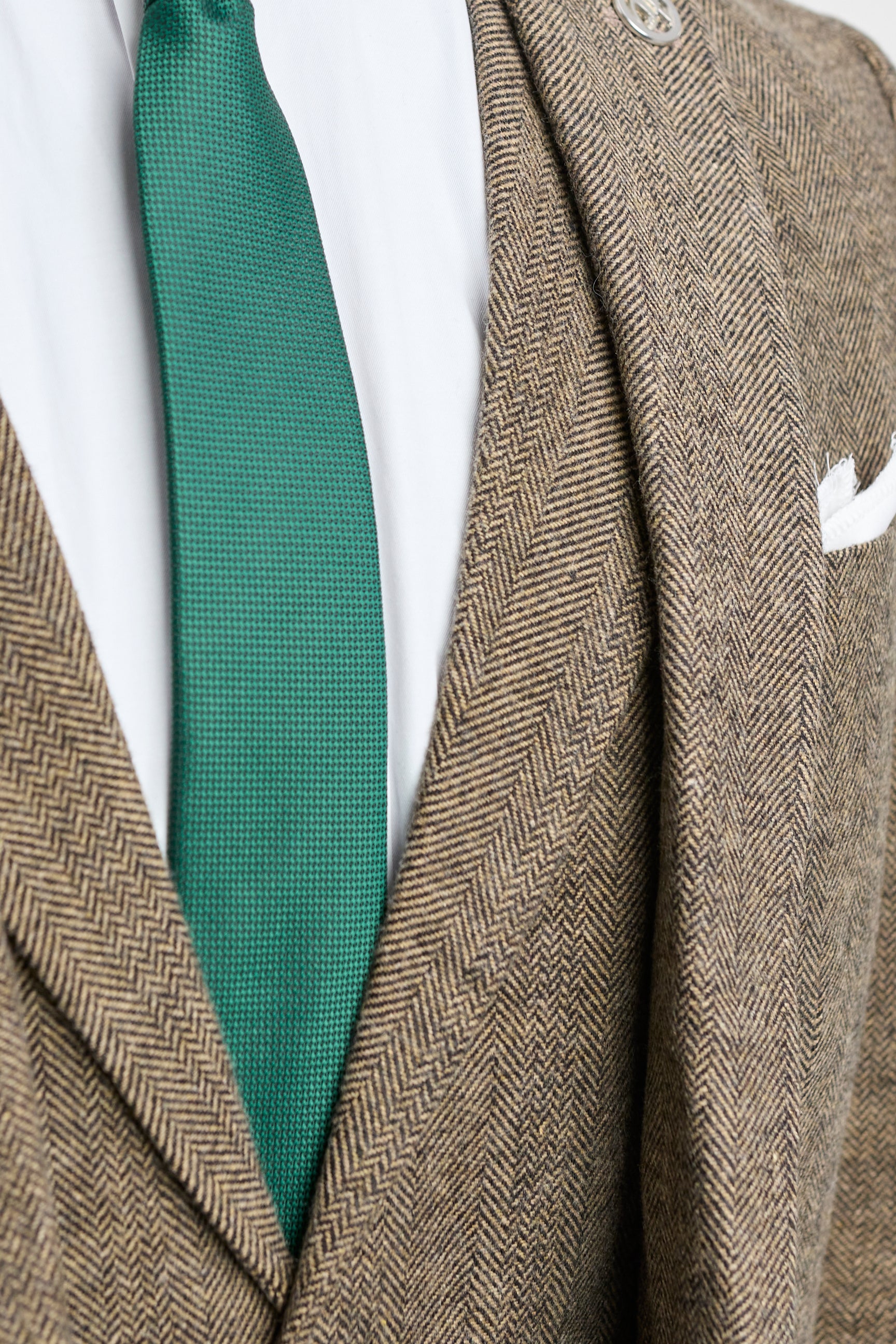 Egebrun sildebensfarvet tweed 3-delt jakkesæt