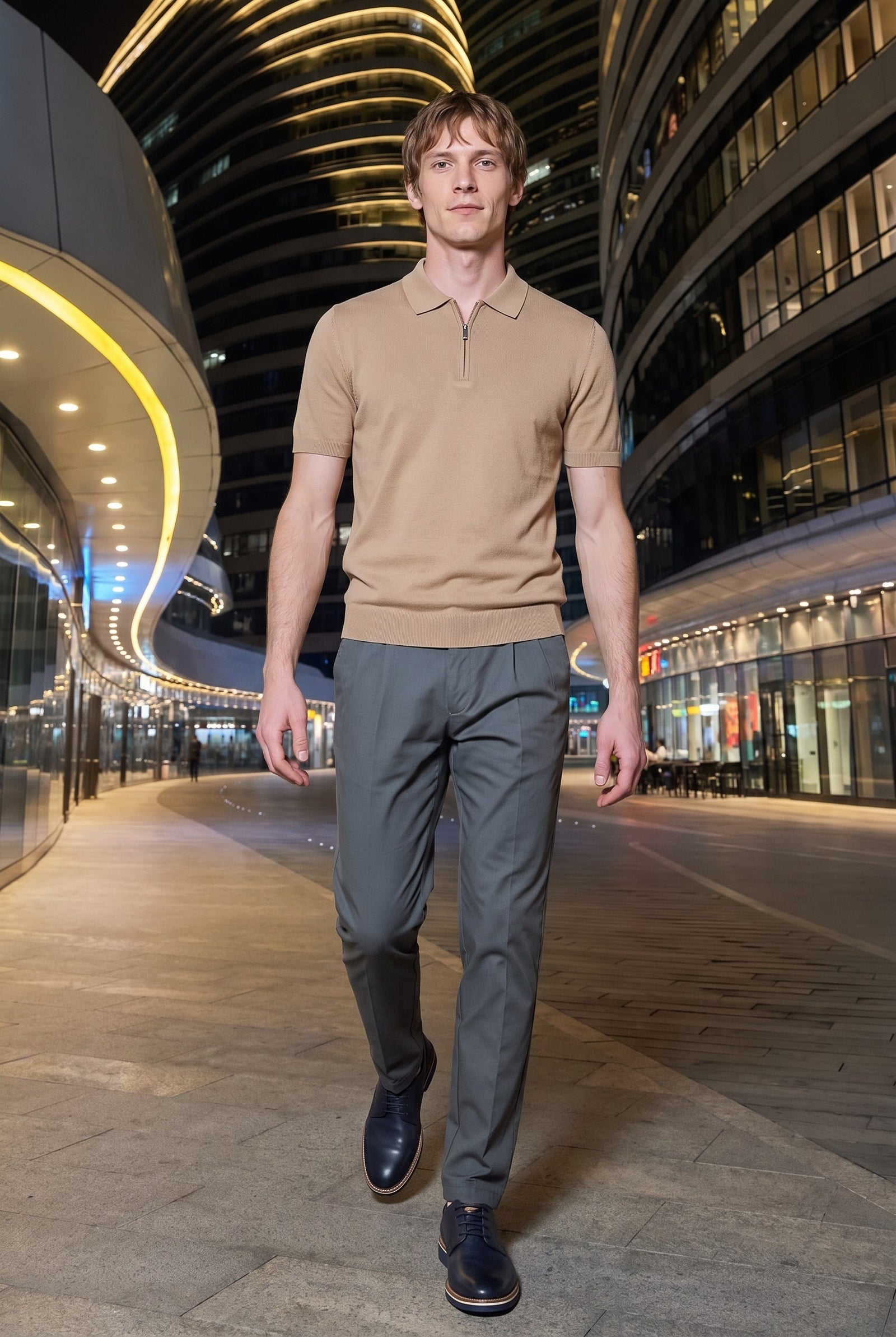 Look #977 styled with Beige strikket poloshirt med lynlås til mænd
