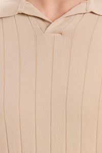 Beige ribbet poloshirt til mænd