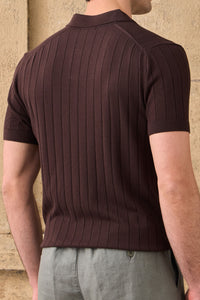 Brun ribbet poloshirt til mænd