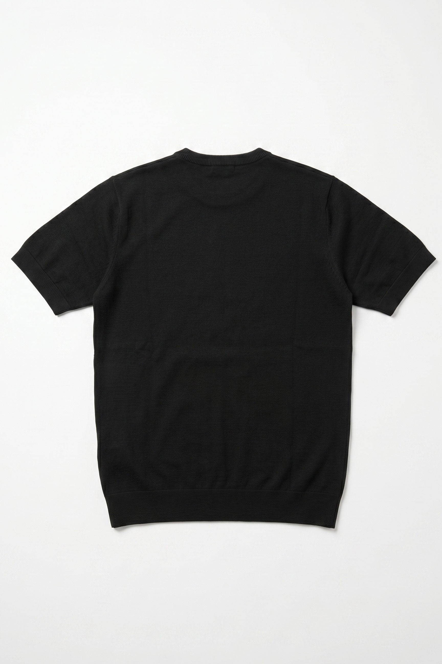 Herre sort klassisk strikket T-shirt med korte ærmer og rund hals