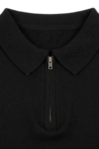 Sort herre strikket poloshirt med lynlåsudskæring og korte ærmer i blød blanding