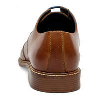 Herresko med Wingtip-detaljer i læder og brogue-design