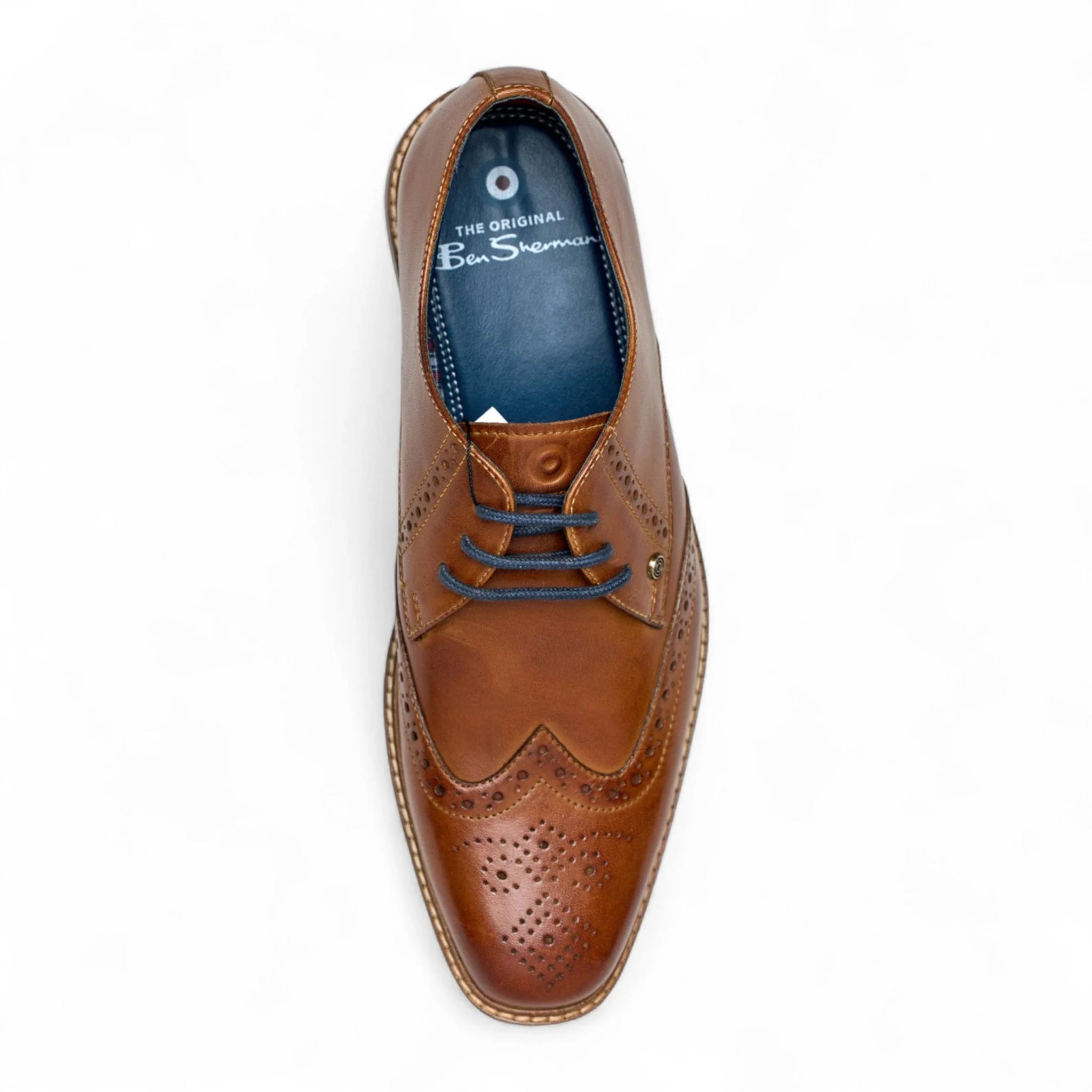 Herresko med Wingtip-detaljer i læder og brogue-design