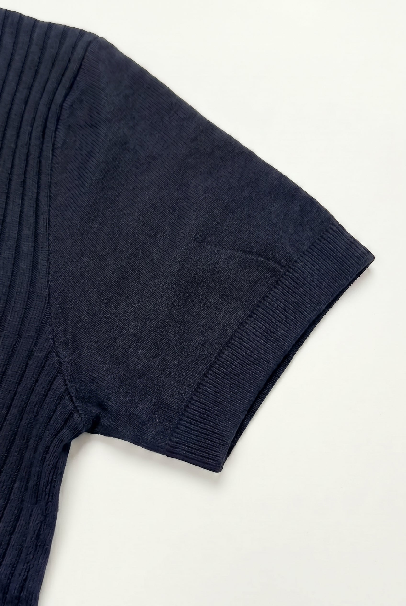 Marineblå strikket poloshirt med lynlås til mænd