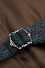 Thomas - Herrevest i tweed i olivenfarvet uldblanding med sildebensmønster