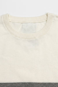 Hvid og sort strikket T-shirt med farveblok til mænd